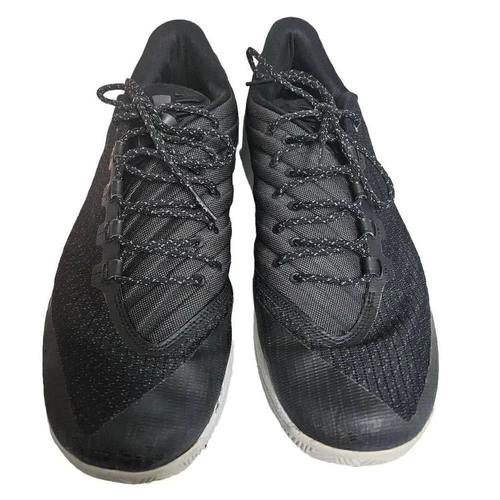 Under Armour sneaker for men